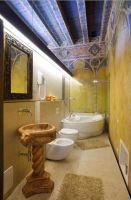 Castello Bevilacqua 29 bathroom